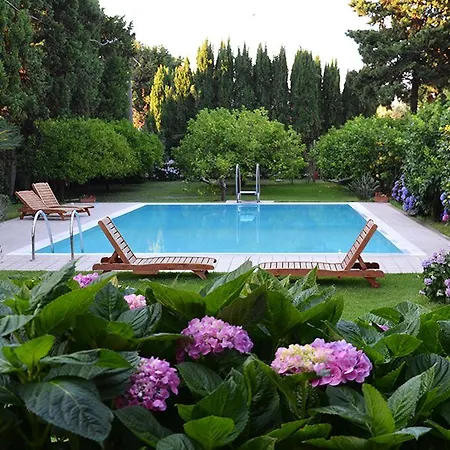 Couette-café Hermes 4*