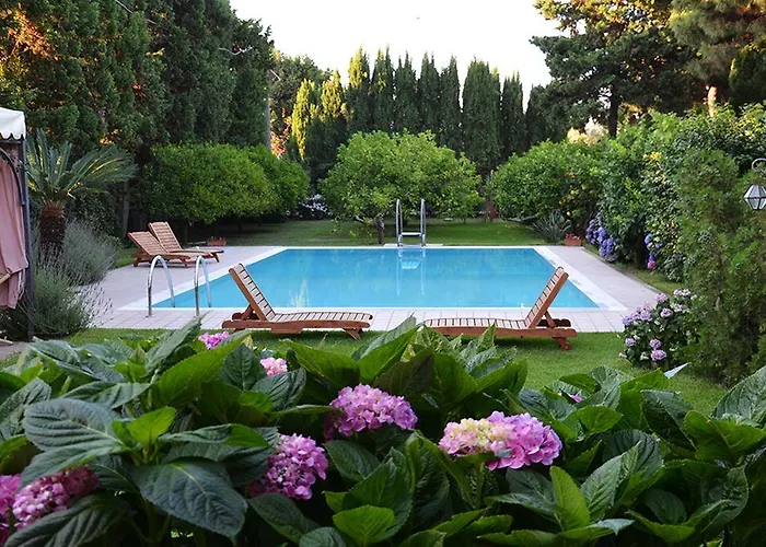 Oda ve Kahvaltı Hermes 4*