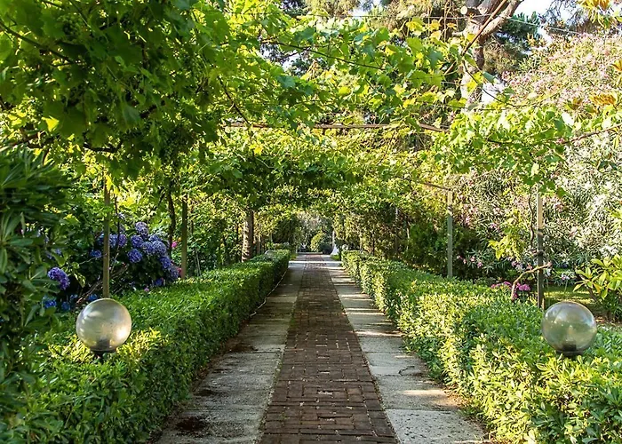 Oda ve Kahvaltı Hermes 4*